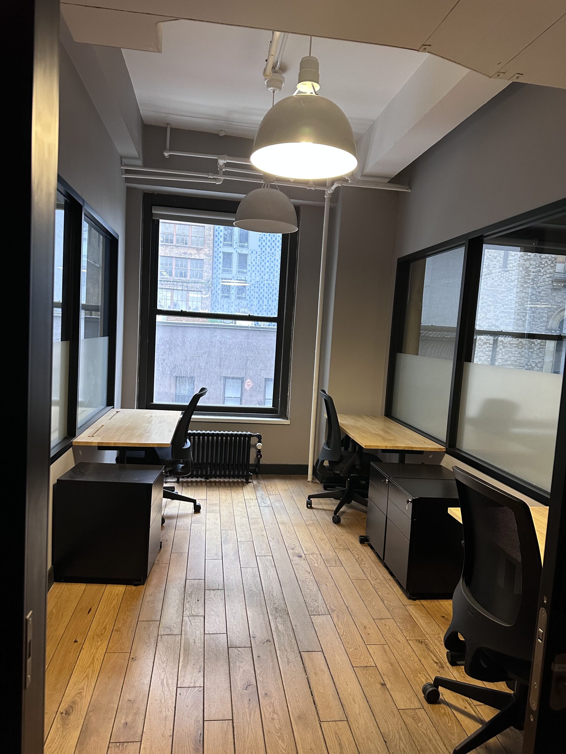 Small & Mighty Team Office Space